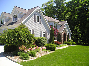 Landscapers and Lawncare Services in Malvern, OH